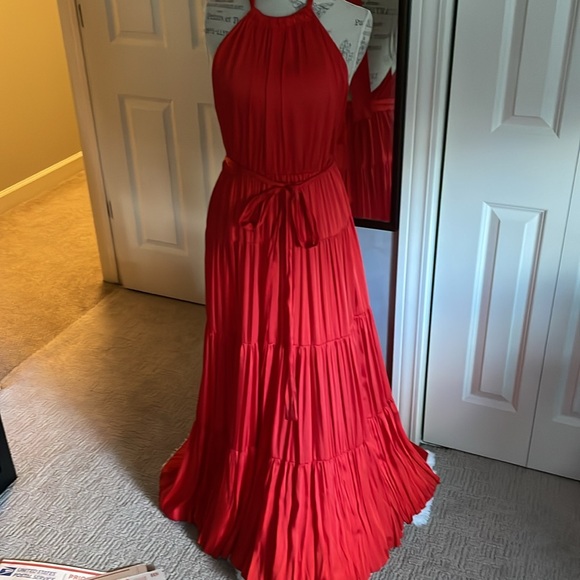 strapless open back dress Noelia Textured Jersey Open Back Maxi Dress in Fiery Red